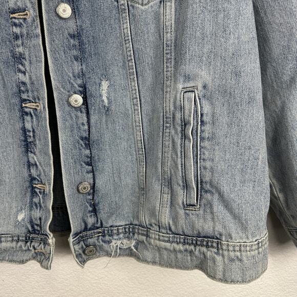 Old Navy Jean Jacket Womens XXL Destroyed Denim Distressed Light Wash - Picture 4 of 10